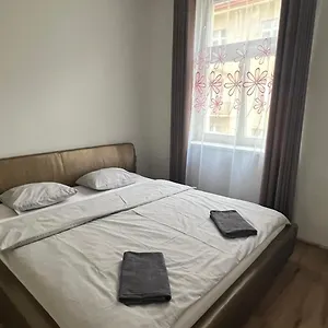  Apartament Bohemian Near The Center