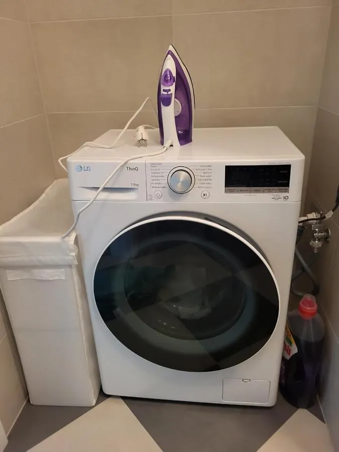New Apartment In Karlin, Praha 8, Close To Center Τσεχία